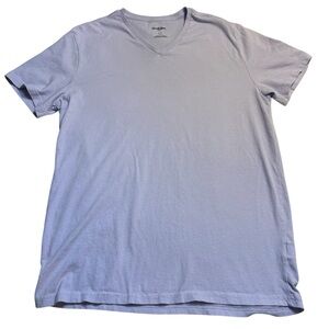 SALE! Goodfellow & Co Tee M Lilac Purple V-Neck Short Sleeves 100% Cotton